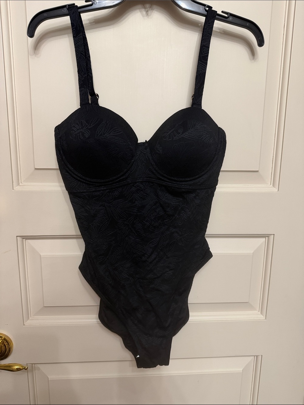 Black Sculpting Bathingsuit with Underwire Support